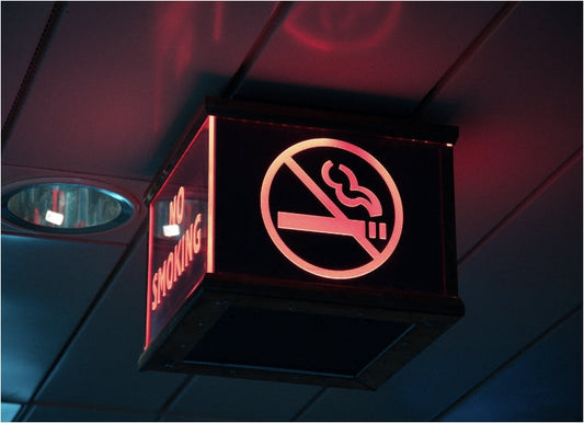 Dampfen auf Reisen: Was ist erlaubt im Flugzeug und Ausland?